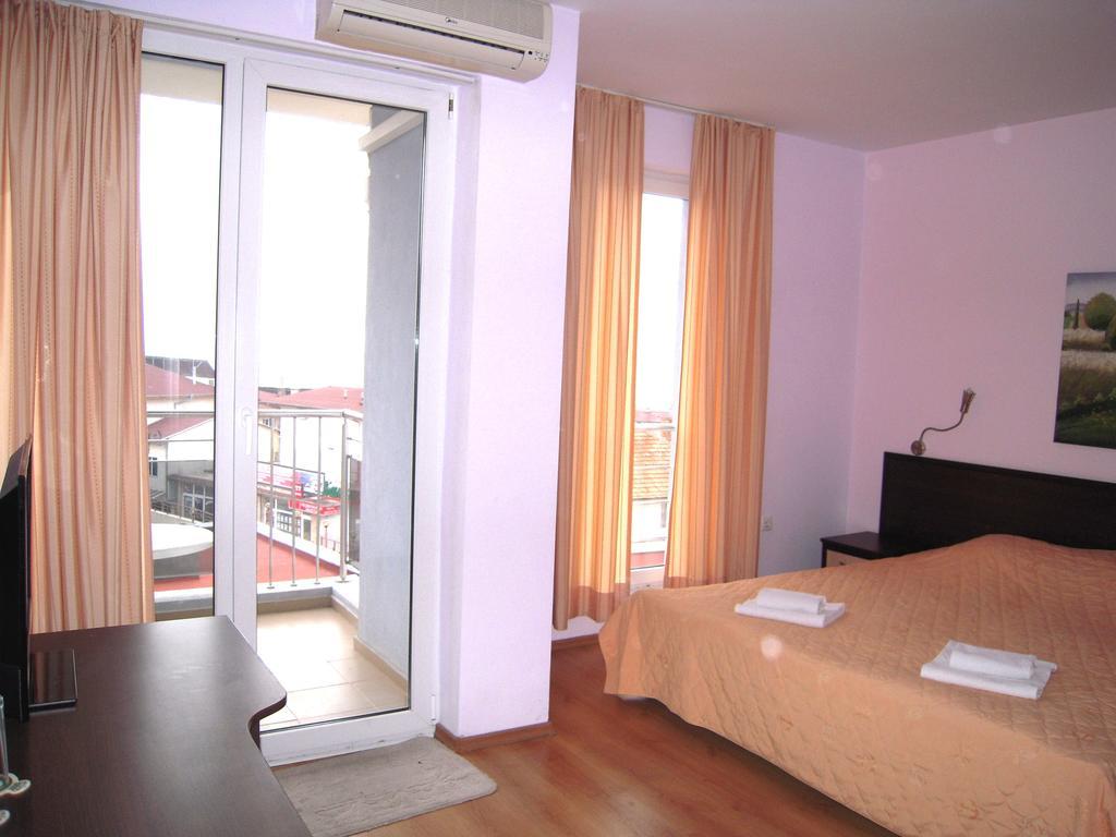 Bona Dea Club Hotel Светий Влас Номер фото